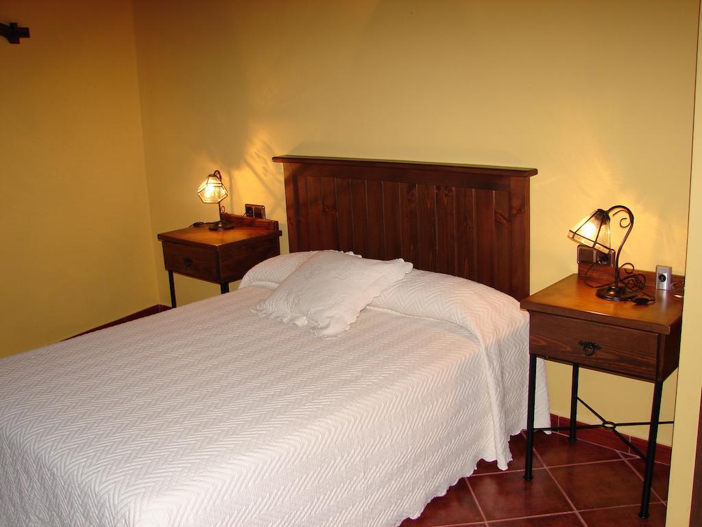 La Boticaria Casa Rural Apartamento Descargamaria Phòng bức ảnh